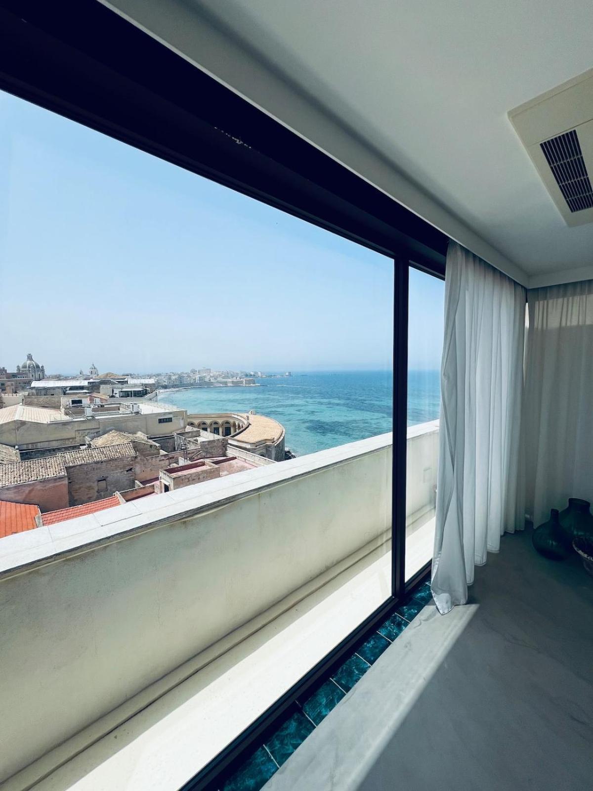 Attico Terrammare Apartment Трапани Екстериор снимка